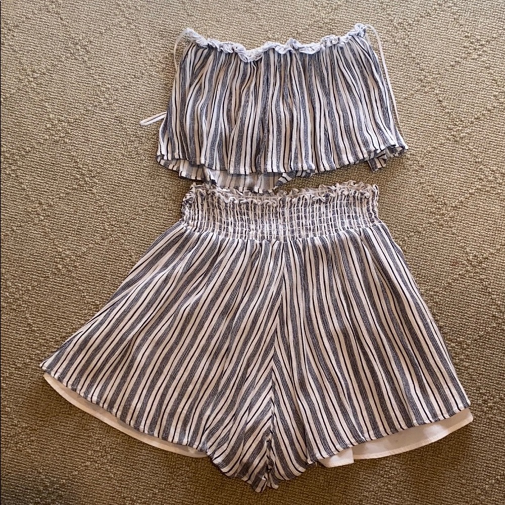 NEVER WORN Tube top and shorts set